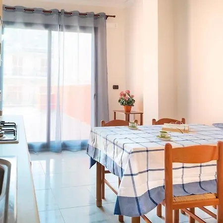 House 320 * Comiso